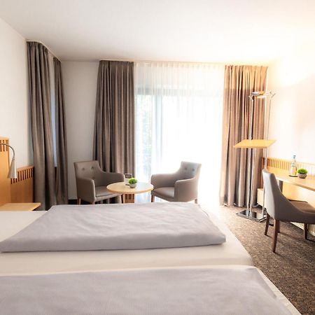 Parkhotel Nuembrecht Ngoại thất bức ảnh