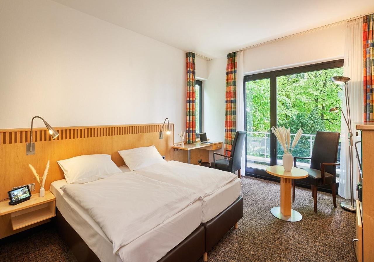 Parkhotel Nuembrecht Ngoại thất bức ảnh