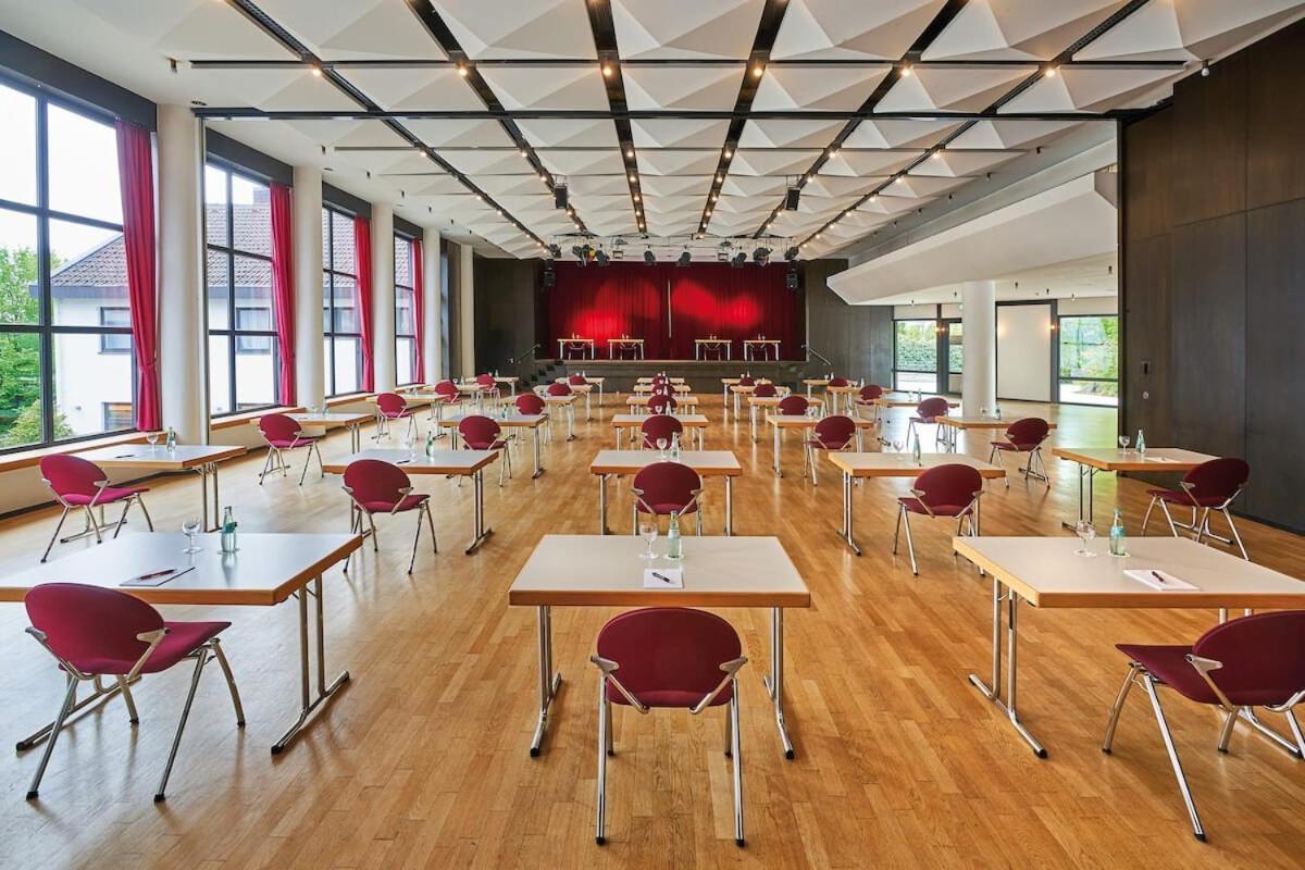 Parkhotel Nuembrecht Ngoại thất bức ảnh
