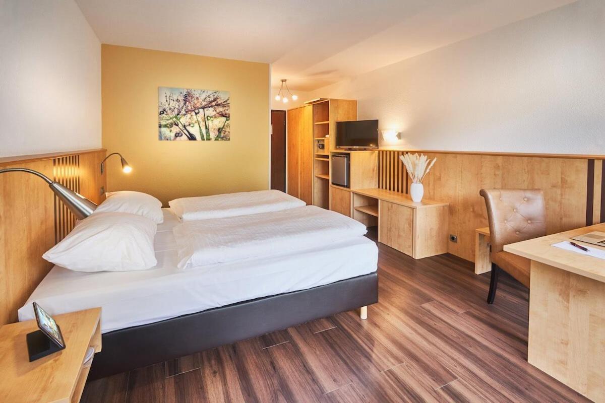 Parkhotel Nuembrecht Ngoại thất bức ảnh
