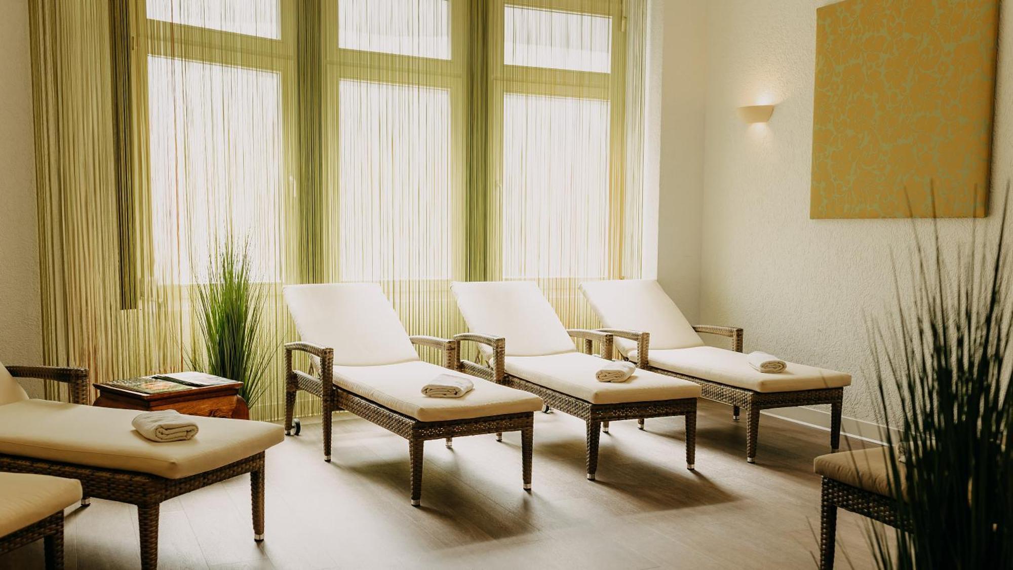 Parkhotel Nuembrecht Ngoại thất bức ảnh