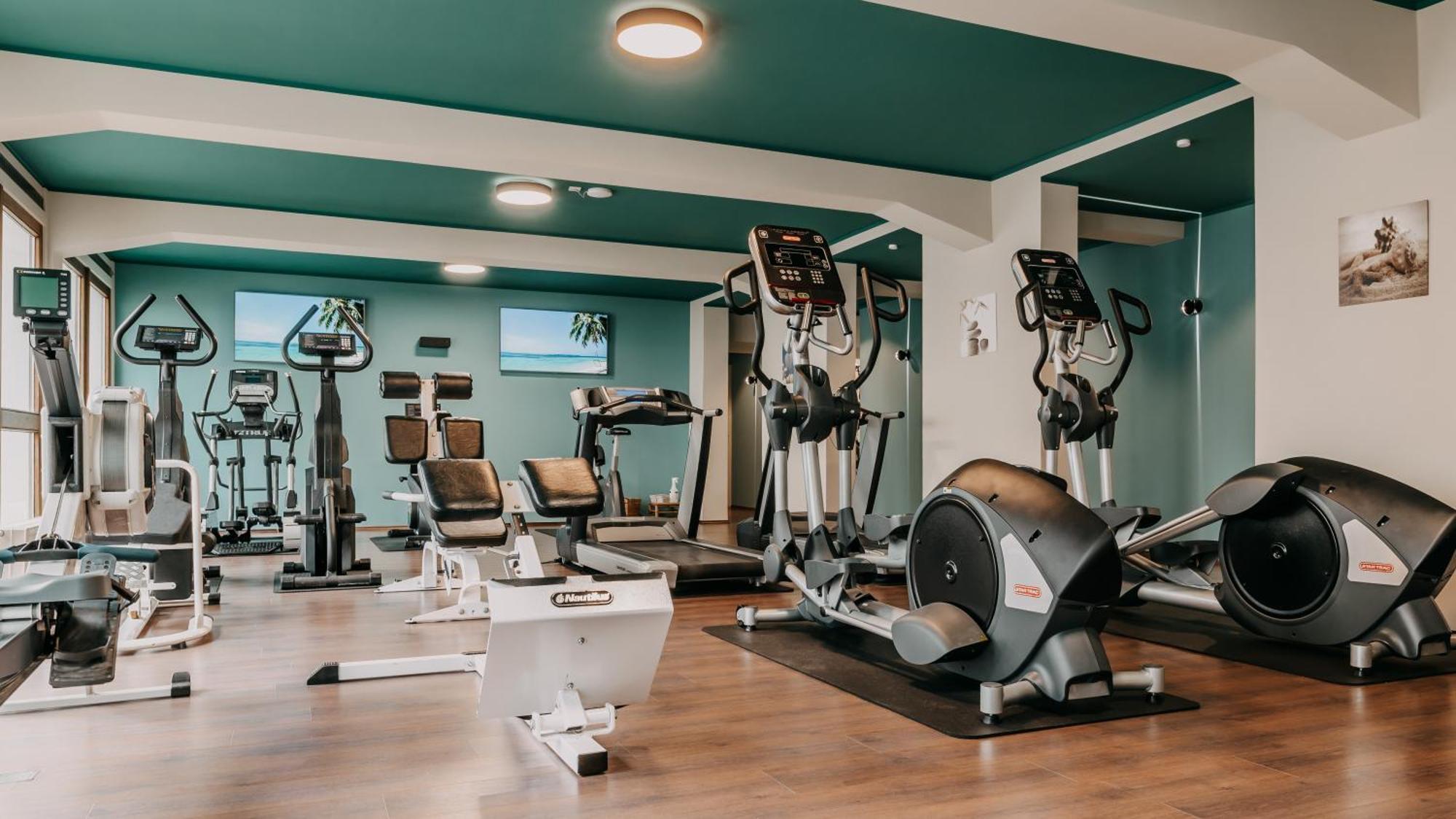 Parkhotel Nuembrecht Ngoại thất bức ảnh