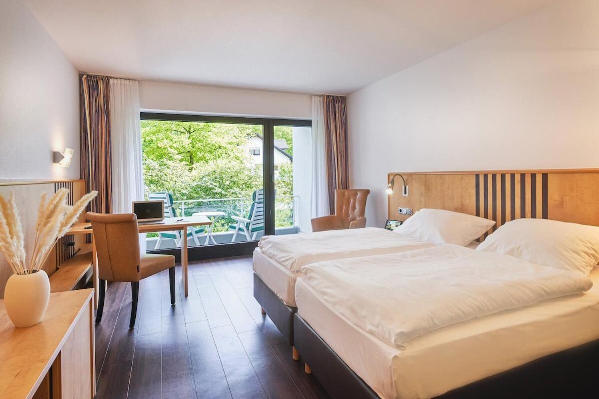 Parkhotel Nuembrecht Ngoại thất bức ảnh