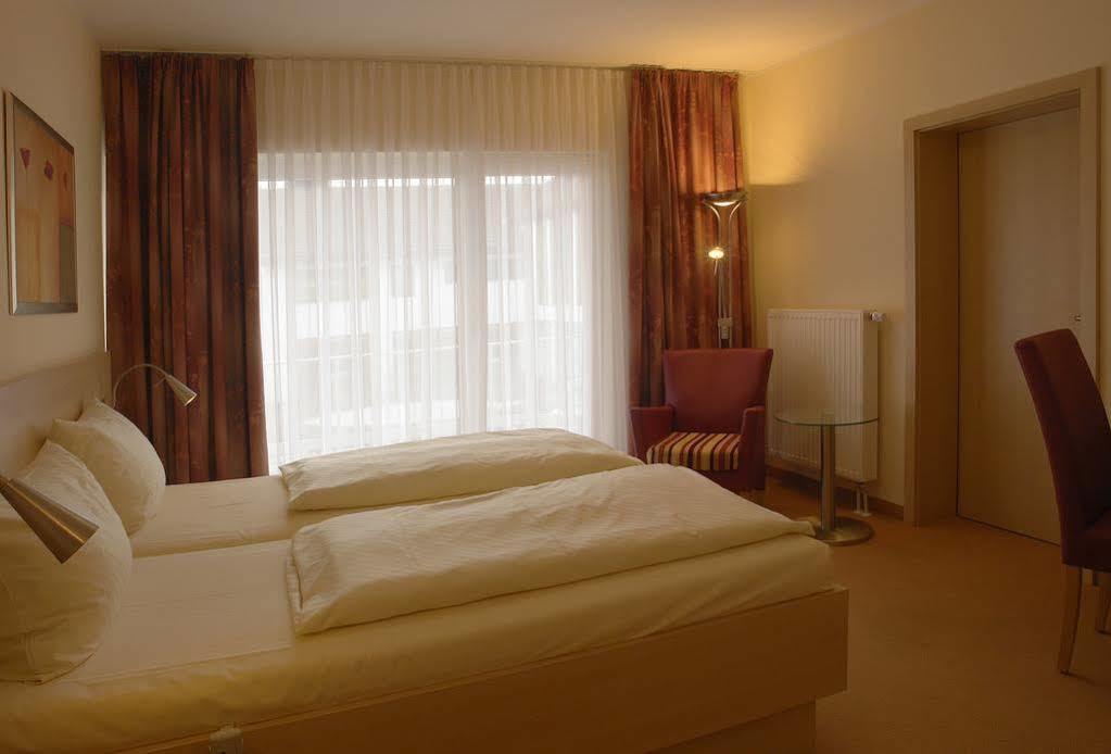 Parkhotel Nuembrecht Ngoại thất bức ảnh