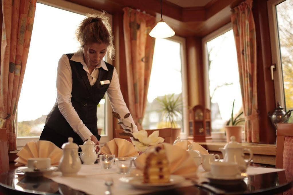 Parkhotel Nuembrecht Ngoại thất bức ảnh